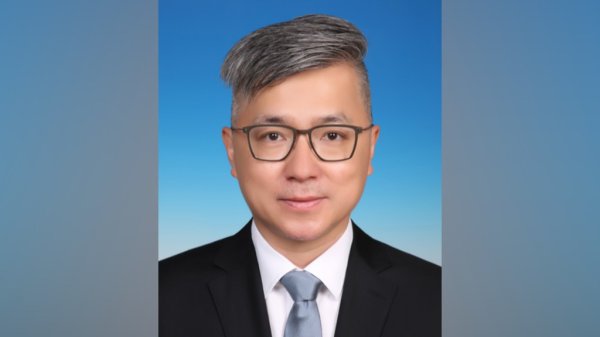 肖向荣赴任北京跳舞学院副院长，曾屡次承担国度要紧仪式创作捏导任务